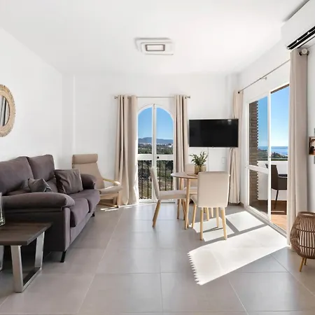 Modern With Sea View Close To The Center Apartamento Nerja